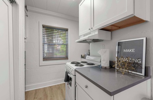 Near East Columbus Apartment | Chic City Retreat 93J For 2!