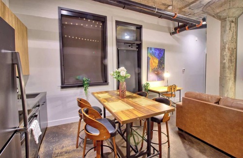 Midtown Apartment | Chic Ultramodern Loft Suite w/Designer Features