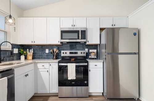 Summit Station House | Clean, comfortable, and versatile home, perfect for long stays
