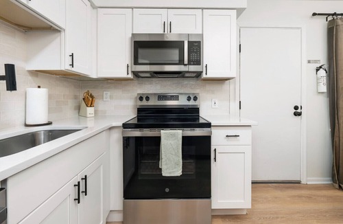 Columbus Villa | Clean, comfortable, and versatile home, perfect for long stays