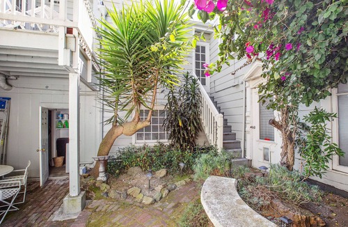 Lower Pacific Heights Apartment | Close to Golden Gate Park, GG Bridge, walk to Fillmore, UCSF, and Kaiser
