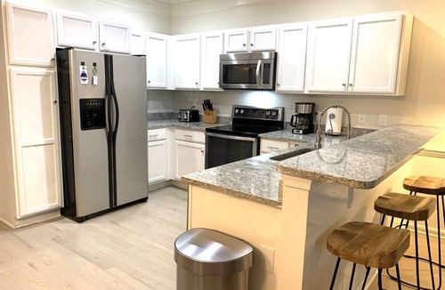 Rehoboth Beach House | Coastal Beach House with Pool Access - with Linens - 2 Kings, 1 Queen, 3 Twins