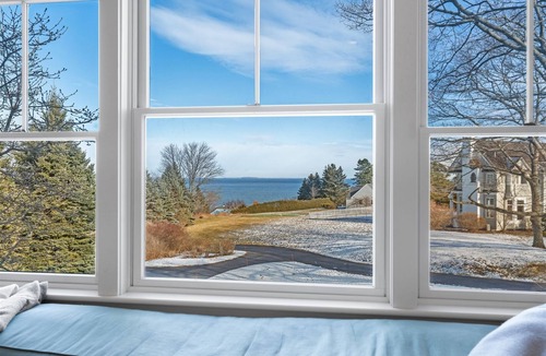 Cape Elizabeth House | Coastal Elegance: Luxurious Ocean View Retreat in Cape Elizabeth, Maine