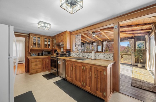 Milbridge House | Coastal Red Farmhouse w/firepit, 5 BR, 8 beds, 1.5 BA, 6 acres, Narragaugus Bay.
