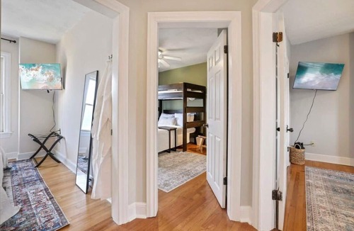 Italian Village House | Columbus Classic 3 BR w/Hot Tub