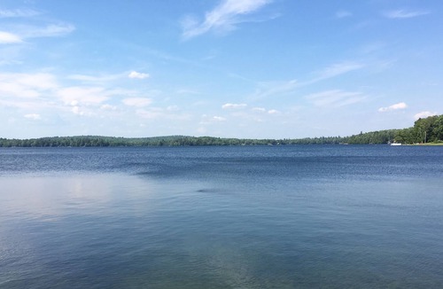 Lee Cottage | Come watch the leaves as they change around the lake!Hunting, ATVs