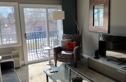 The Pines Condo | Comfortable Contemporary Condo - Intown Rehoboth Beach!
