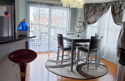Westerville House | Comfy 4 BR Home in Westerville w Movie rm, Fenced yard, Large Deck w BBQ Grill
