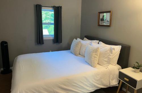 Bingham Apartment | Comfy Pet-Friendly Unit Near Outdoor Adventure!