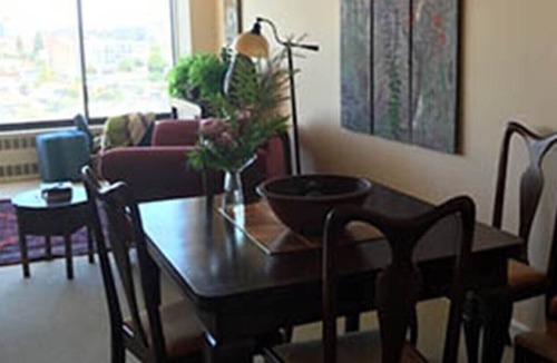 Oakland Apartment | Condo with Breathtaking views and Spa-like amenities