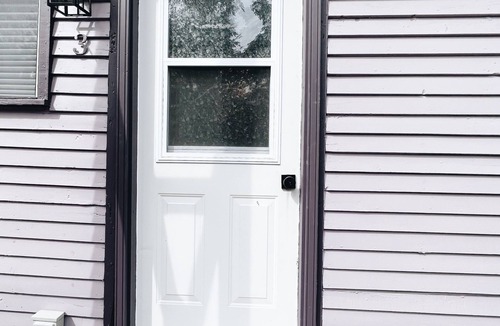 Downtown House | Cottage Feels in the City | Downtown Apartment + Backyard Bliss