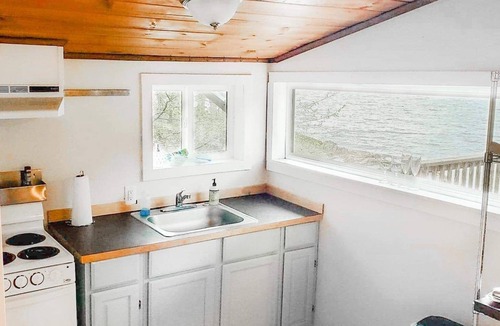 Ketchikan Cottage | Cottage On The Water