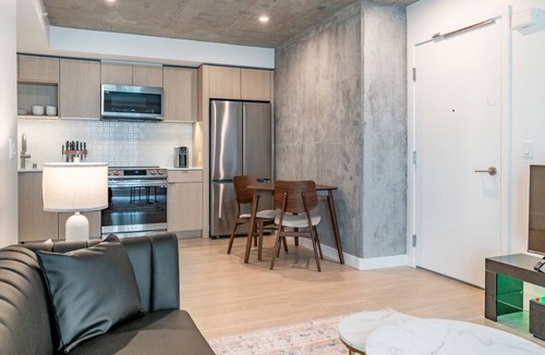 Downtown San Francisco Apartment | Cozy 1-bedroom apartment in SF with AC, fitness room