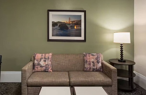 Financial District Condo | Cozy 1-bedroom condo in gorgeous San Francisco with AC