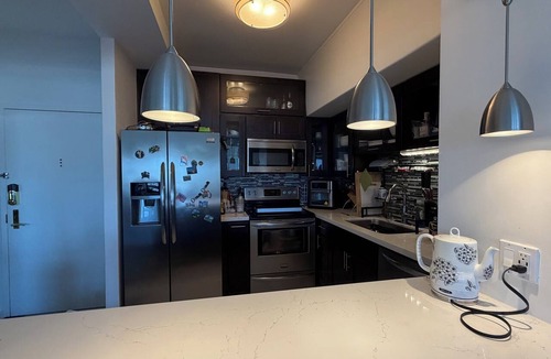 Emeryville Condo | Cozy 1-bedroom condo 4miles from uc Berkeley with lots of public transportation