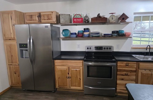 Georgetown House | Cozy 1-bedroom ranch house in Georgetown on 10 acres with horse paddock.