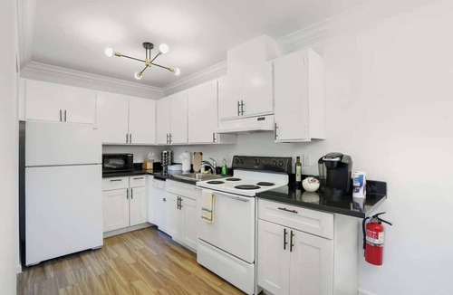 Pacifica Apartment | Cozy 2-Bedroom Retreat in Pacifica