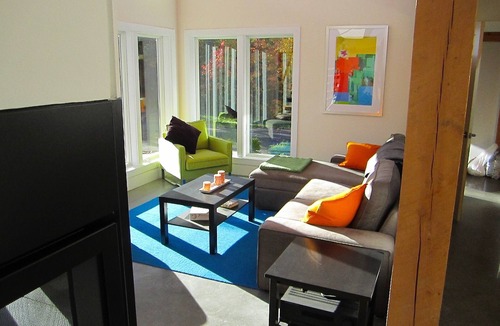 Carroll House | Cozy And Chic Modern Home in the Heart of BrettonWoods - 12” NEW SNOW FROM STORM