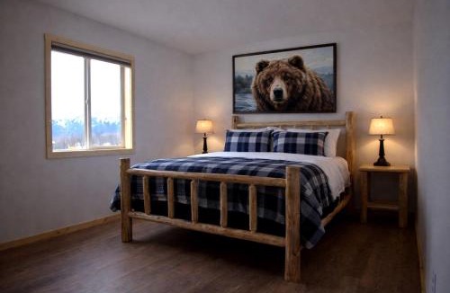 Seward House | Cozy Family Cabin with Mountain Views & Resort Comfort near Resurrection Bay, Seward Alaska