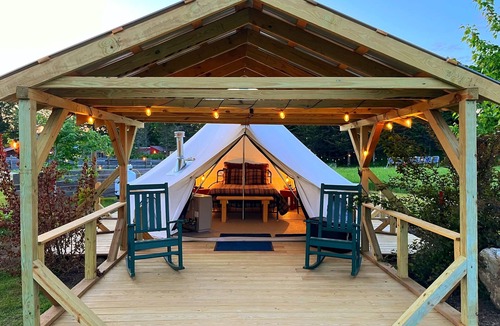 Turner Cabin | Cozy Glamping Tent at Farm Stay in Maine