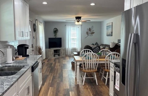 Rocky Face House | Cozy home/workspace minutes from Dalton and I-75
