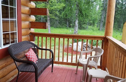 Sterling Cabin | Cozy Log Cabin In The Woods - Friends And Families Welcome!