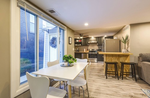 Newport Cottage | Cozy Newport Cottage Near Stadiums & Downtown