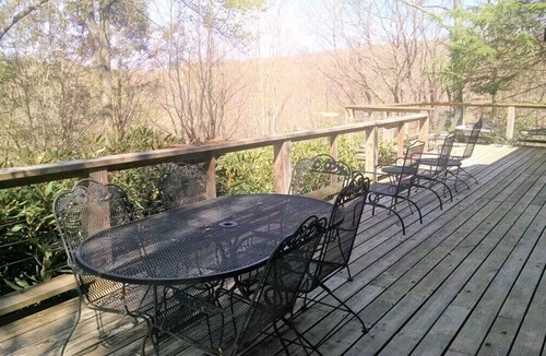 Charter Hills Ski Chalet | CR-22 Harbeson Haven Peaceful 4 BR Chalet-Style Home Very well maintained