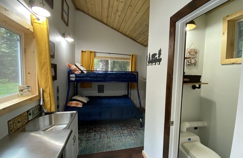 Bear Creek House | Cute & Cozy Tiny House in the Woods