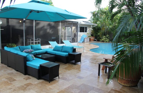 Deerfield Beach House | Deerfield Beach House and Pool https:/my.matterport.com/show/?m=6txjncxb5Lo