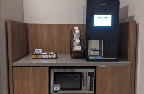 North San Antonio - SAT Hotel | Discover Comfort & Convenience in a Room Near Market Square - 4.9 miles