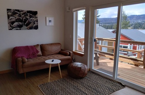 Homer Cabin | Dockside Cabin - Homer Seaplane Base