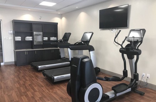 Rosemount Hotel | DoubleTree by Hilton Kitchener