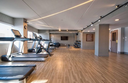 Poughkeepsie Hotel | DoubleTree by Hilton Poughkeepsie Convention Center