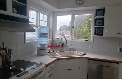 Ketchikan House | Downtown Ketchikan/million Dollar View