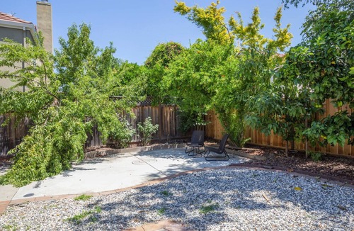 Cambrian House | Dreamy San Jose 3BR w/Backyard, near Houge Park & Hikes, by Blueground
