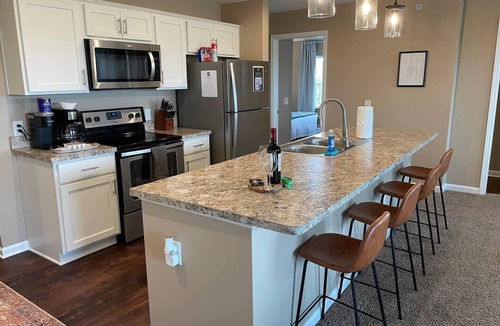 Tuttle West Apartment | Dublin 2BR | Pets OK | Golf sim + climbing wall