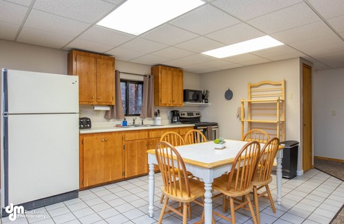 Cooper Landing Cabin | Eagle's Haven - Lower - 2 bedroom, 1 Bath