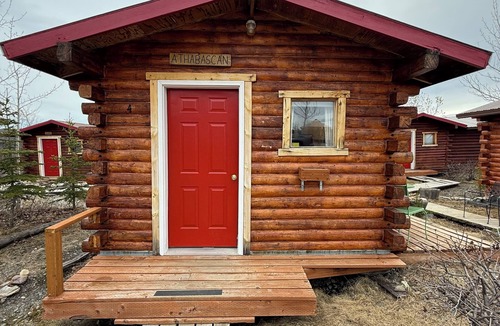 Healy Cabin | Earthsong Lodge - STAND