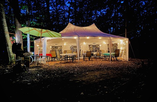 Monmouth House | Eco-Island Events: Weddings, Families, Retreats