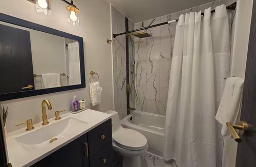 Scenic Foothills House | Elegant 4Bedroom Home