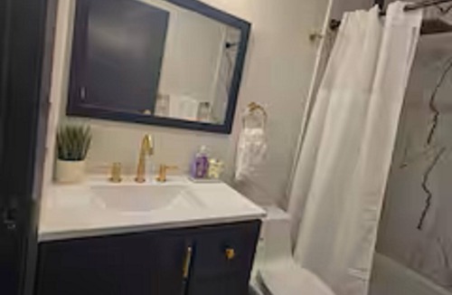 Scenic Foothills House | Elegant 4Bedroom Home