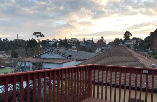 Point Richmond House | Elegant Cottage in Quaint Point Richmond for Extended Stay