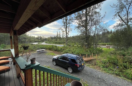 Anchor Point Cabin | Enchanting cabin on the river in charming Anchor Point, AK