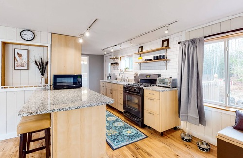 Dover-Foxcroft House | Enchanting dog-friendly cottage with full kitchen, fast WiFi, & nearby creek