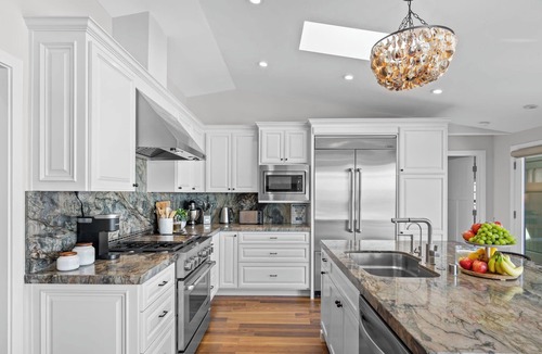 Montara House | Entire Private Coastal Retreat - Spectacular Ocean Views w/Hot Tub