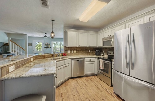 Forest Lakes House | Escape to a peaceful country retreat just minutes from College Station