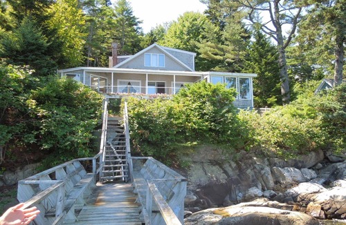 Southport Cottage | Experience coastal charm at the Pine Cliff Dweller in Southport, ME.