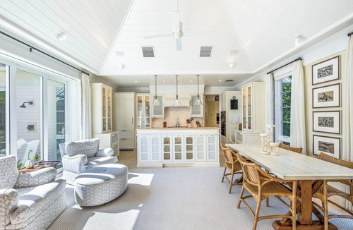 Boca Grande House | Experience luxury in this spacious 4-bedroom, 5-bathroom single-family home with a pool.