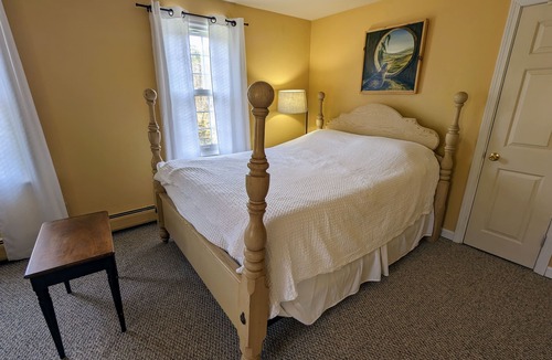 West Barnstable House | Experience Serene Nostalgia at Sadie's Place: A Charming West Barnstable Retrea